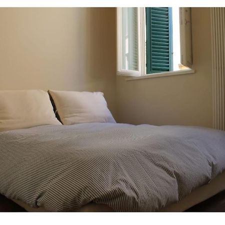 Appartamento Moderno In Centro Storico ルッカ エクステリア 写真
